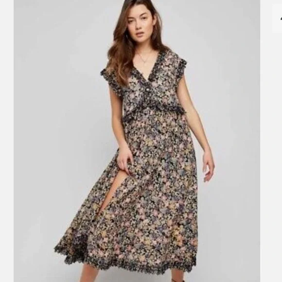 faithfull the brand lida maxi dress Lido Maxi Dress Venezia Stripe